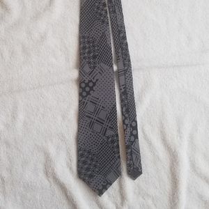 George Machadu Zylos Suit Tie / Necktie 100% Italian Silk